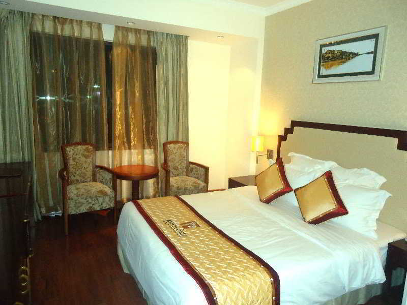 Royal Gate Hotel هانوي الغرفة الصورة