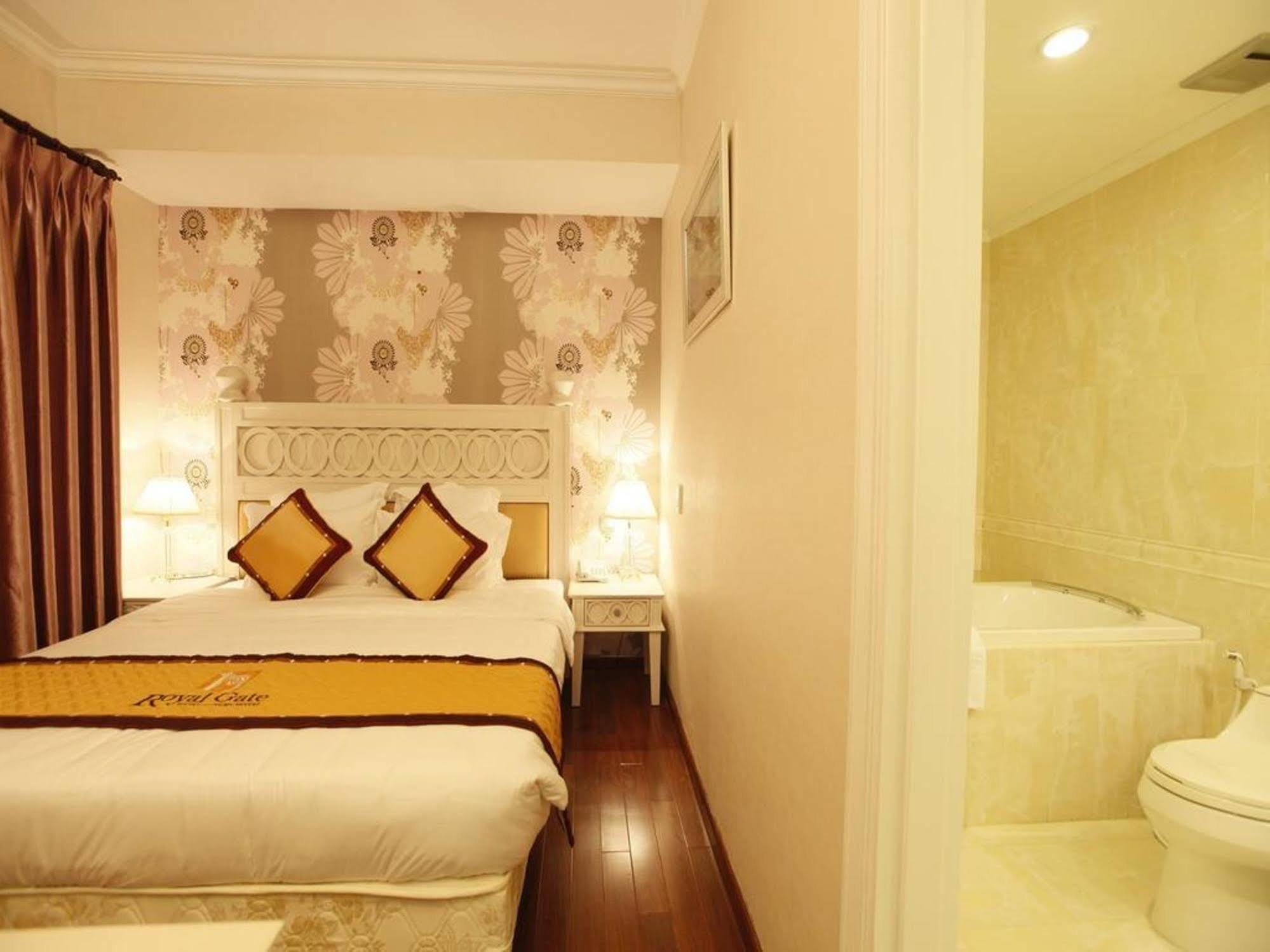 Royal Gate Hotel هانوي الغرفة الصورة